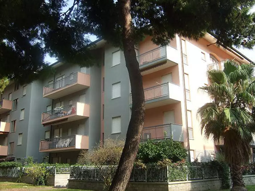 Immagine 3 di Appartamento in vendita  in Via Ischia 7 a San Bartolomeo Al Mare