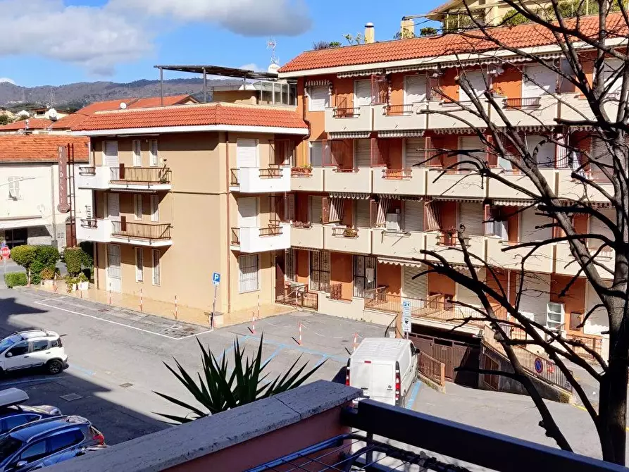 Immagine 15 di Appartamento in vendita  in Via Ischia 7 a San Bartolomeo Al Mare