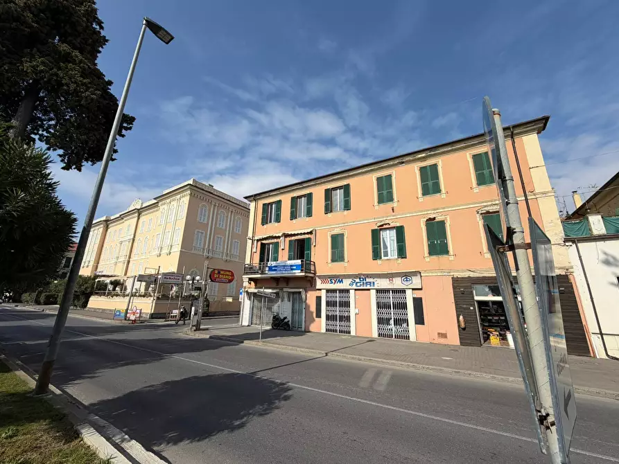 Immagine 27 di Appartamento in vendita  in Via Cristoforo Colombo 6 a Diano Marina