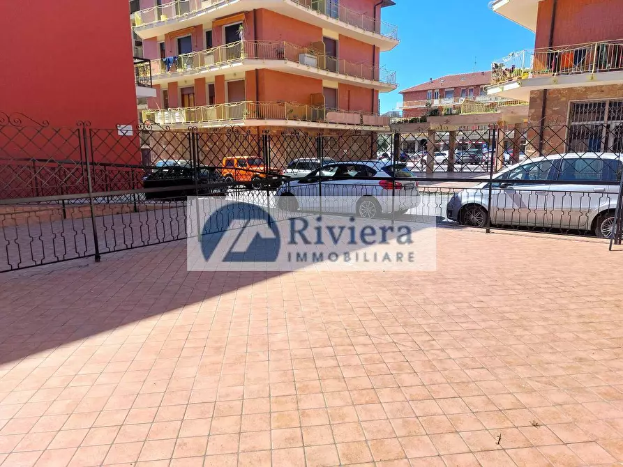 Immagine 10 di Appartamento in vendita  in Piazza Aurora a San Bartolomeo Al Mare