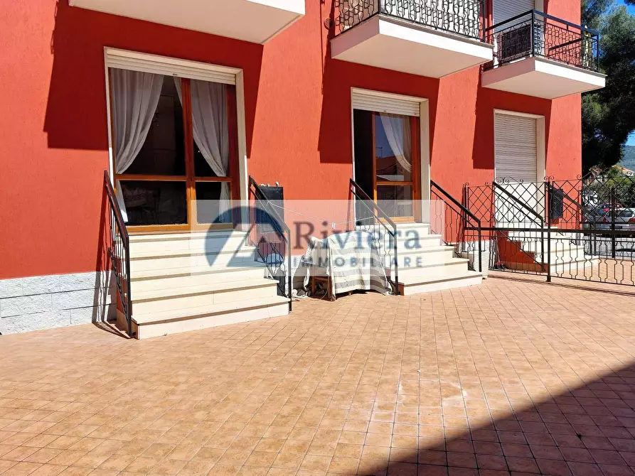 Immagine 11 di Appartamento in vendita  in Piazza Aurora a San Bartolomeo Al Mare