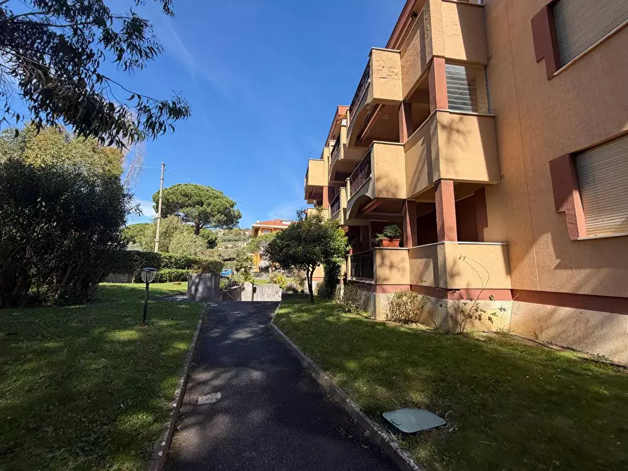 Immagine 27 di Appartamento in vendita  in Via Villebone 39 a Diano Arentino