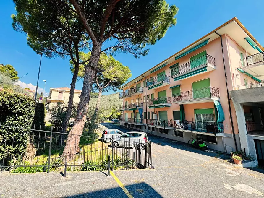 Immagine 15 di Appartamento in vendita  in Via Solitario delle Alpi a Cervo