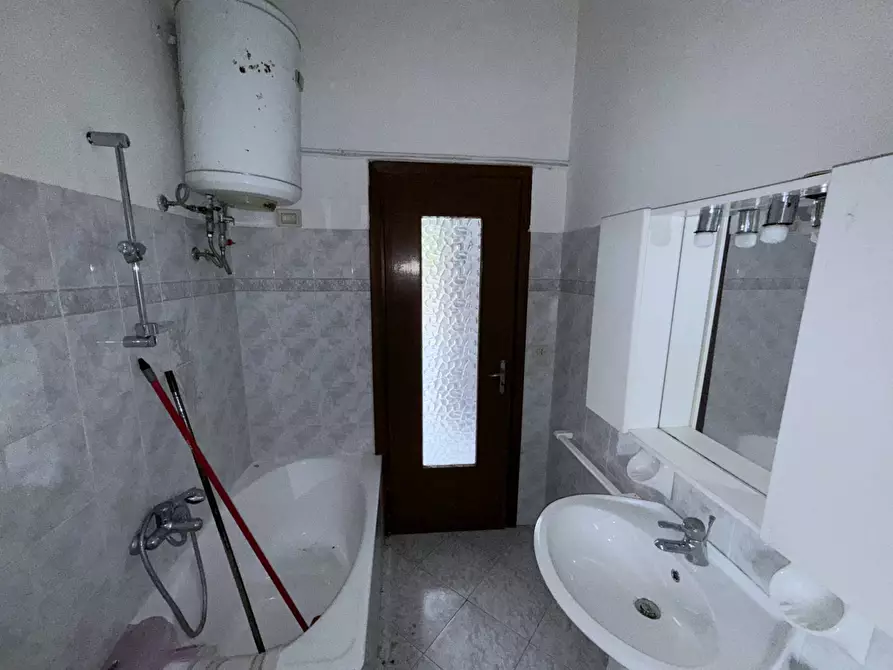 Immagine 23 di Villa in vendita  in Via XX Settmbre a Diano San Pietro