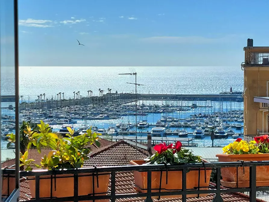 Immagine 15 di Appartamento in vendita  in Via Giacomo Matteotti 137 a Imperia