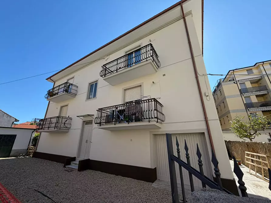 Immagine 1 di Appartamento in vendita  in vico dello Schiavo 17 a Diano Arentino