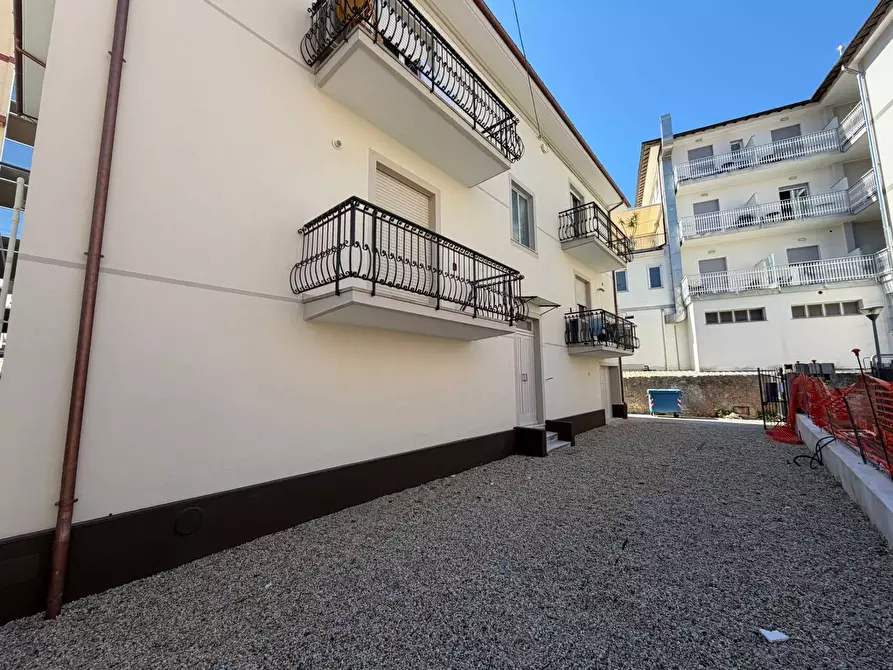 Immagine 2 di Appartamento in vendita  in vico dello Schiavo 17 a Diano Arentino