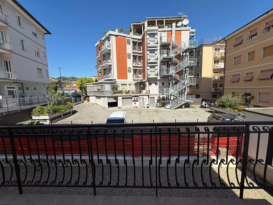 Immagine 7 di Appartamento in vendita  in vico dello Schiavo 17 a Diano Arentino