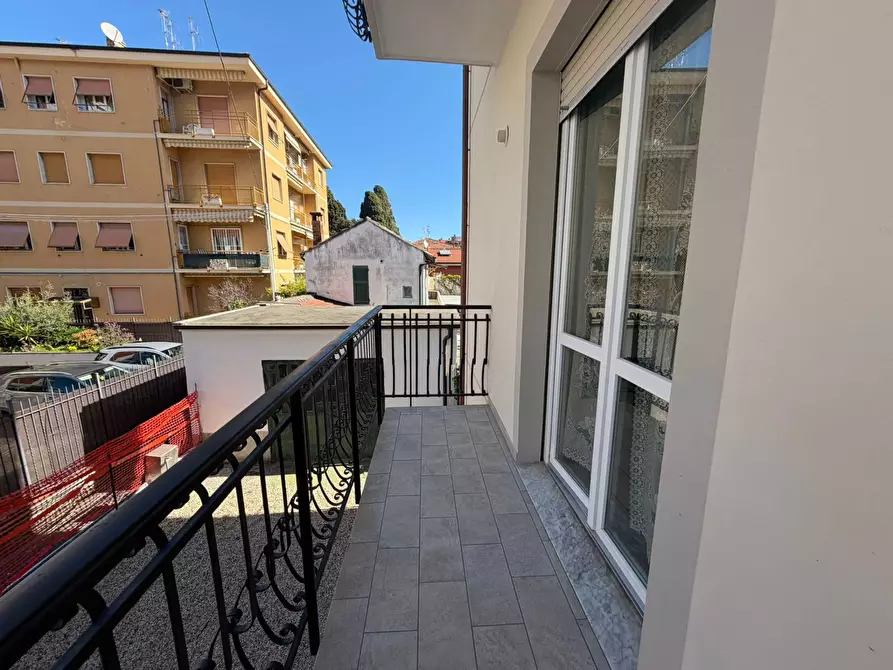 Immagine 9 di Appartamento in vendita  in vico dello Schiavo 17 a Diano Arentino