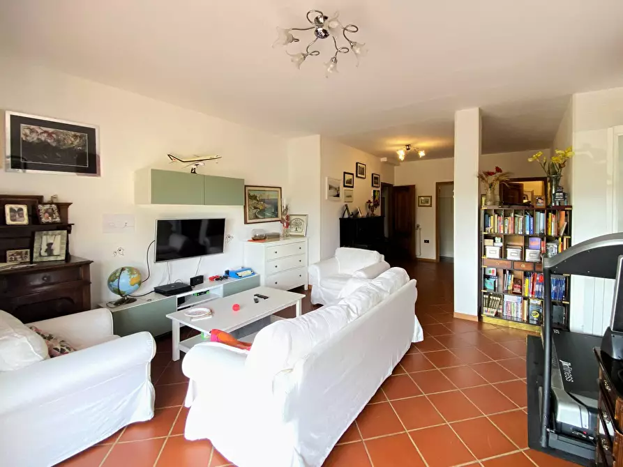 Immagine 28 di Casa semindipendente in vendita  in Strada Massabovi 13 a Imperia