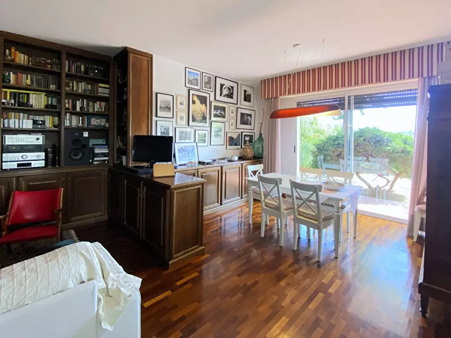 Immagine 32 di Casa semindipendente in vendita  in Strada Massabovi 13 a Imperia