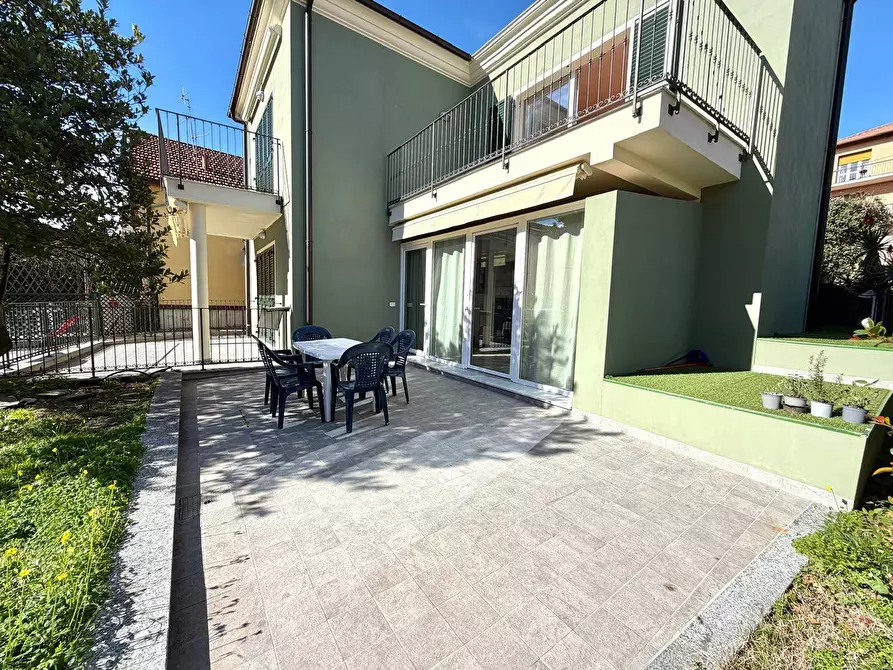 Immagine 34 di Appartamento in vendita  in Via Roma 153 a San Bartolomeo Al Mare
