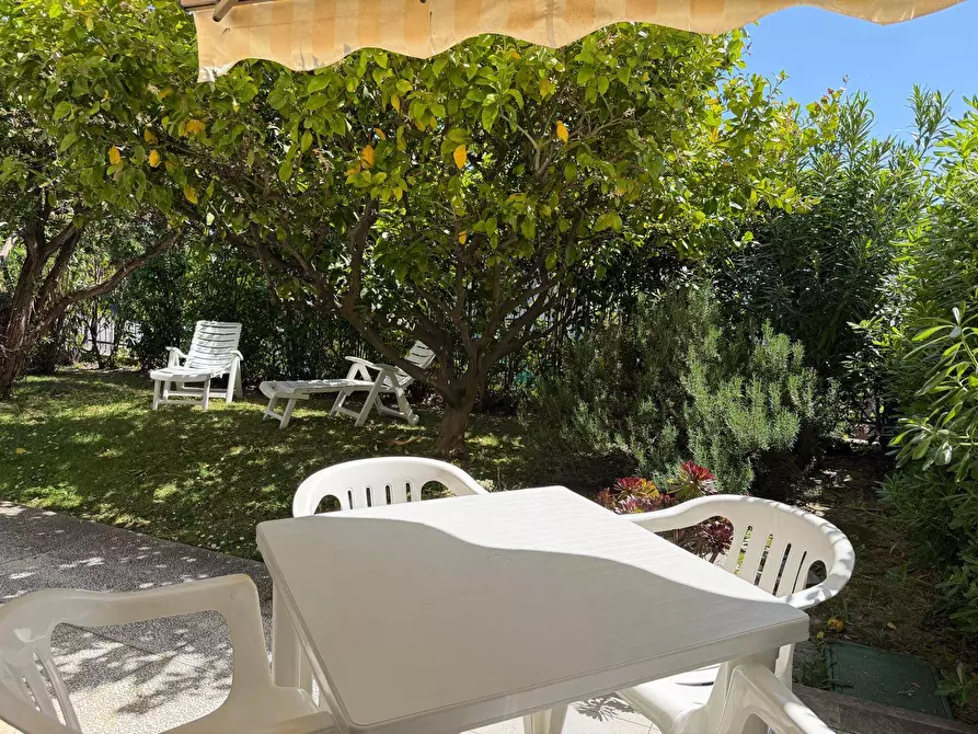 Immagine 20 di Appartamento in vendita  in Via Caduti di Nassirya 3 a Diano Castello