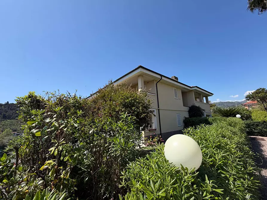 Immagine 25 di Appartamento in vendita  in Via Caduti di Nassirya 3 a Diano Castello