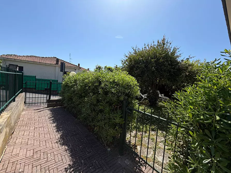 Immagine 26 di Appartamento in vendita  in Via Caduti di Nassirya 3 a Diano Castello