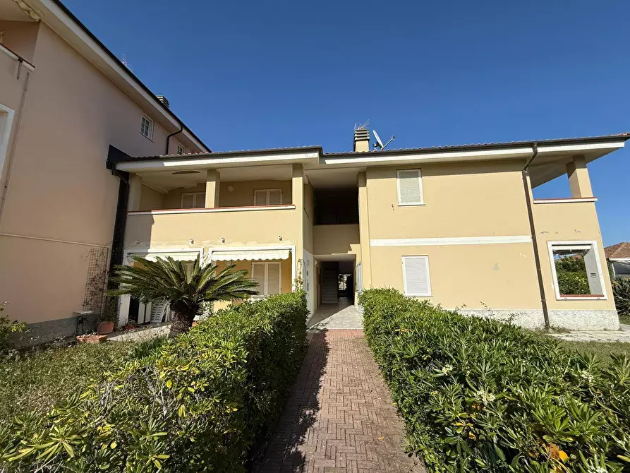 Immagine 27 di Appartamento in vendita  in Via Caduti di Nassirya 3 a Diano Castello