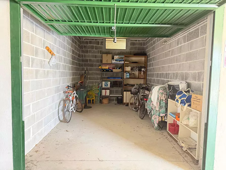 Immagine 28 di Appartamento in vendita  in Via Caduti di Nassirya 3 a Diano Castello
