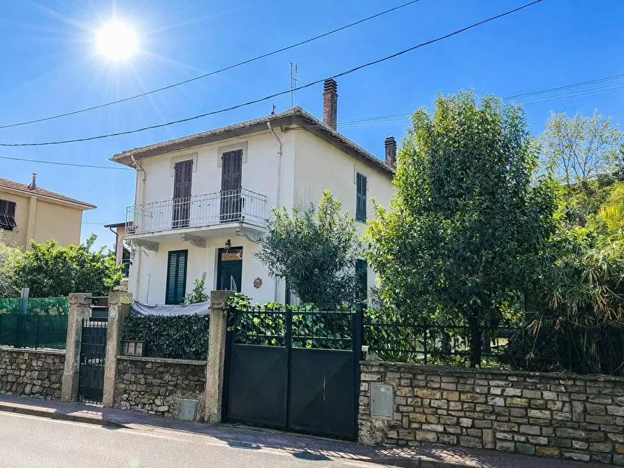 Immagine 1 di Appartamento in vendita  in Via Roma 70 a San Bartolomeo Al Mare