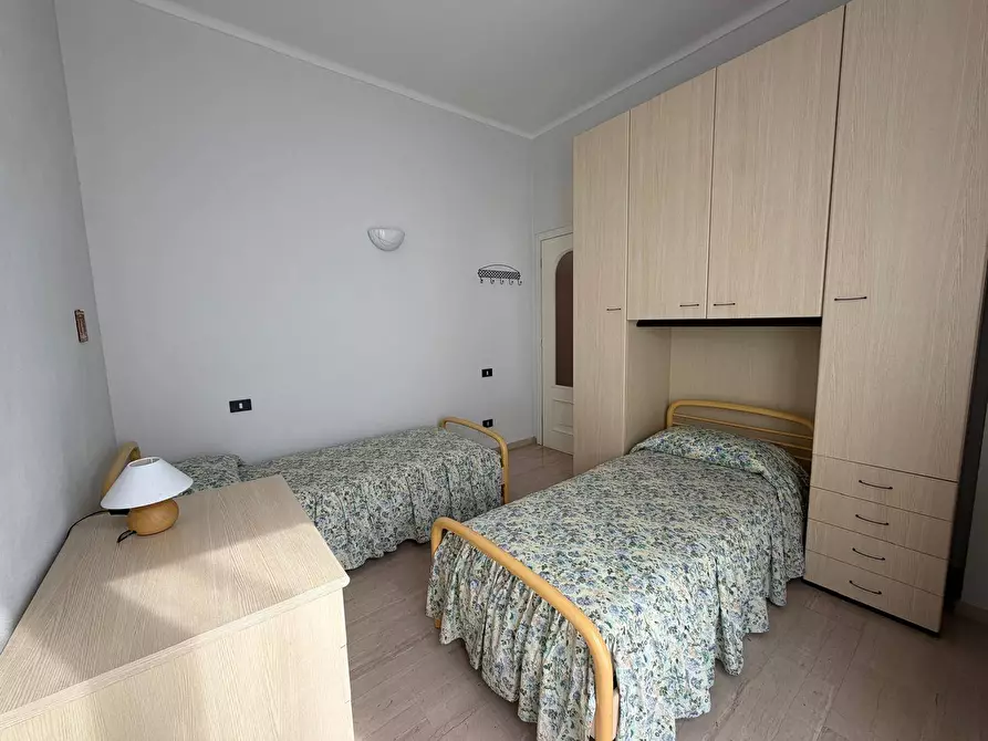 Immagine 17 di Appartamento in vendita  in Piazza Giuseppe Maglione 10 a Diano Marina