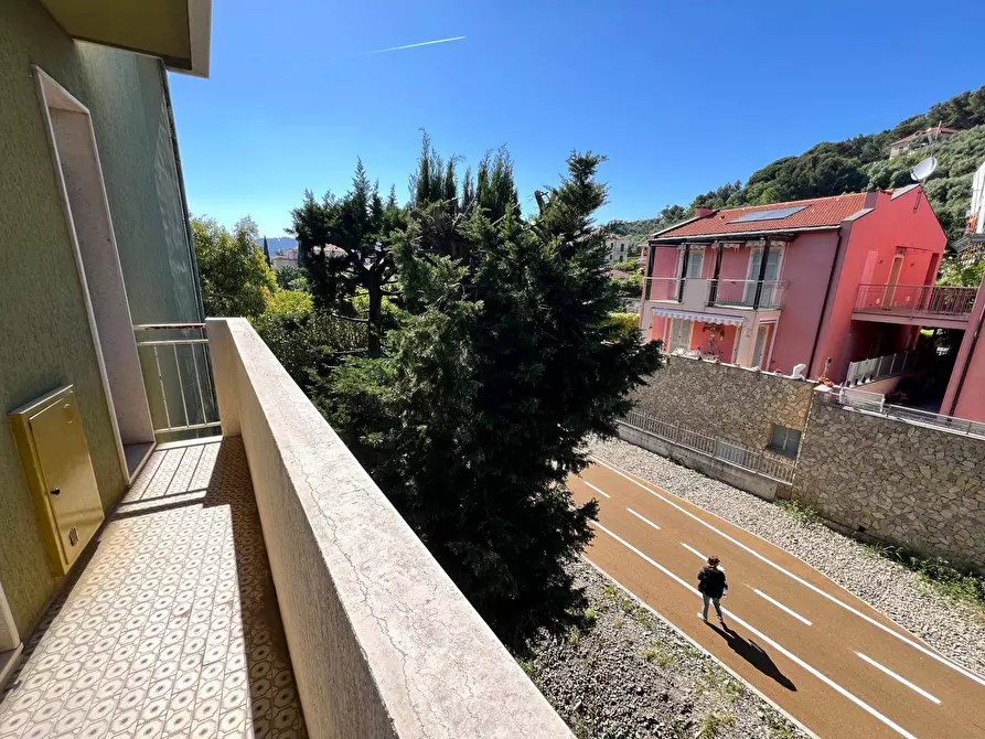 Immagine 10 di Appartamento in vendita  in piazza Rossini 12 a San Bartolomeo Al Mare