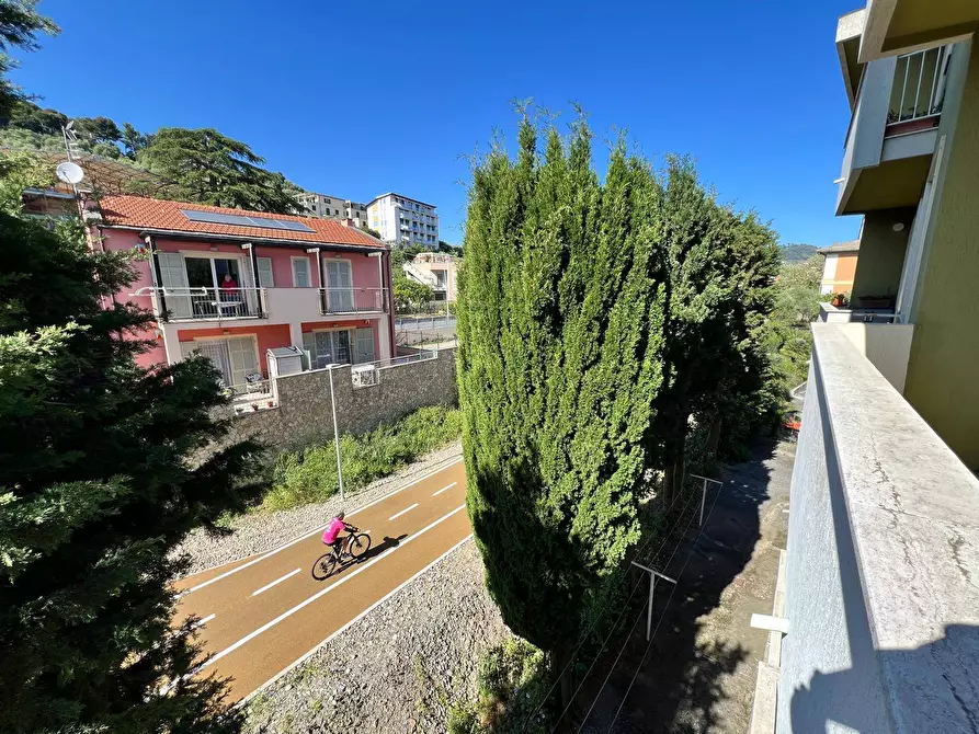 Immagine 12 di Appartamento in vendita  in piazza Rossini 12 a San Bartolomeo Al Mare