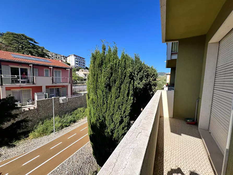Immagine 13 di Appartamento in vendita  in piazza Rossini 12 a San Bartolomeo Al Mare