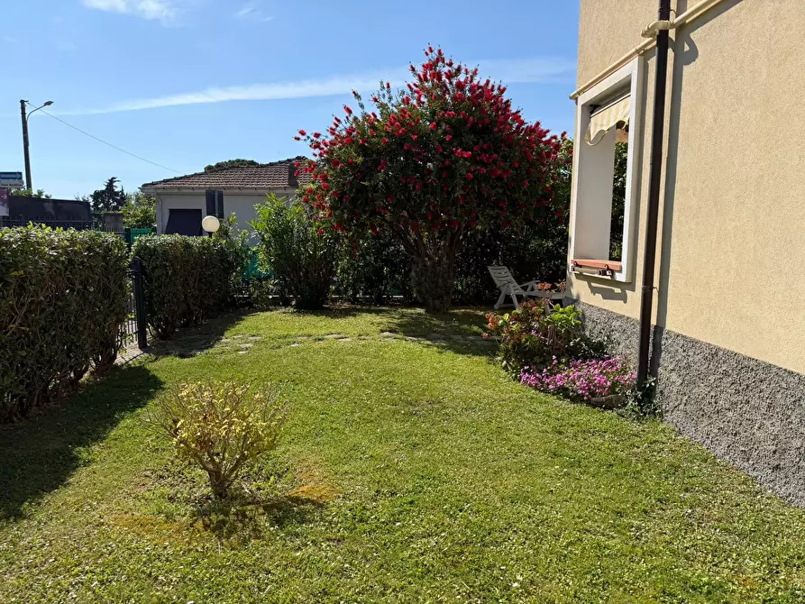 Immagine 5 di Appartamento in vendita  in Via Caduti di Nassirya 3 a Diano Castello