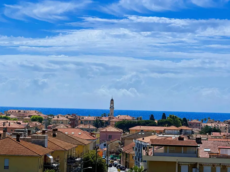 Immagine 2 di Appartamento in vendita  in Via S.Eugenio 2 a Diano Marina