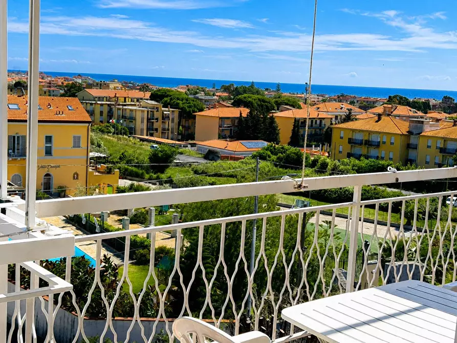Immagine 4 di Appartamento in vendita  in Via S.Eugenio 2 a Diano Marina