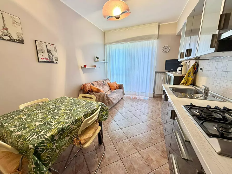 Immagine 6 di Appartamento in vendita  in Via S.Eugenio 2 a Diano Marina