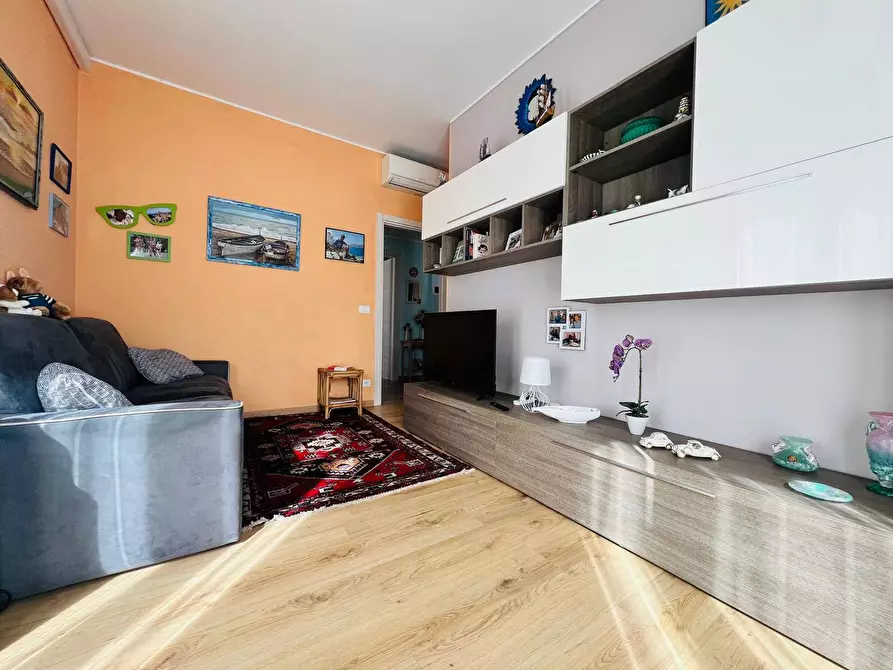 Immagine 3 di Appartamento in vendita  in Via Mazzini 11 a San Bartolomeo Al Mare