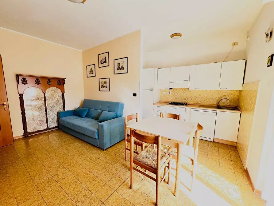 Immagine 2 di Appartamento in vendita  in Via Ischia 12 a San Bartolomeo Al Mare