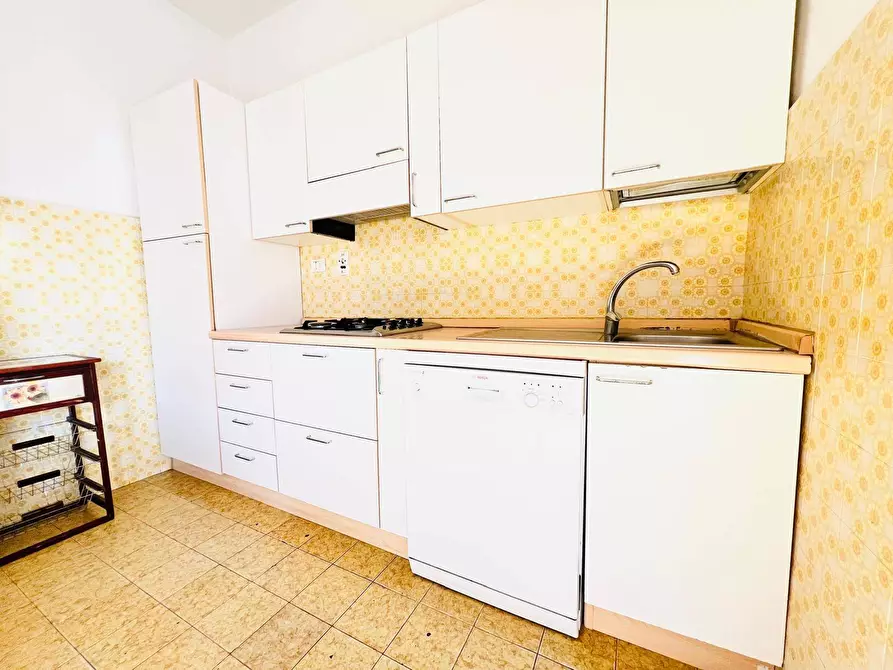 Immagine 8 di Appartamento in vendita  in Via Ischia 12 a San Bartolomeo Al Mare