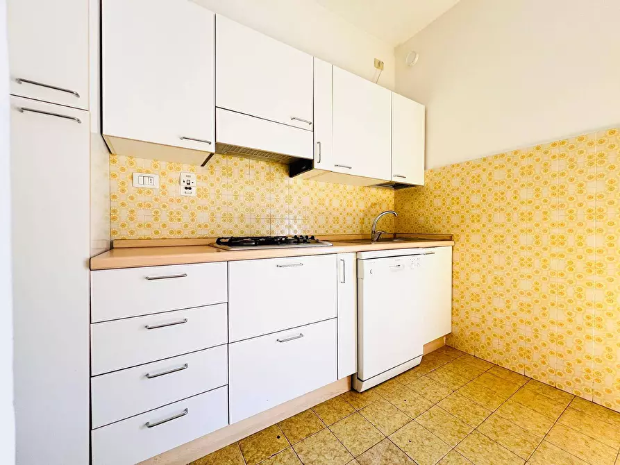 Immagine 9 di Appartamento in vendita  in Via Ischia 12 a San Bartolomeo Al Mare