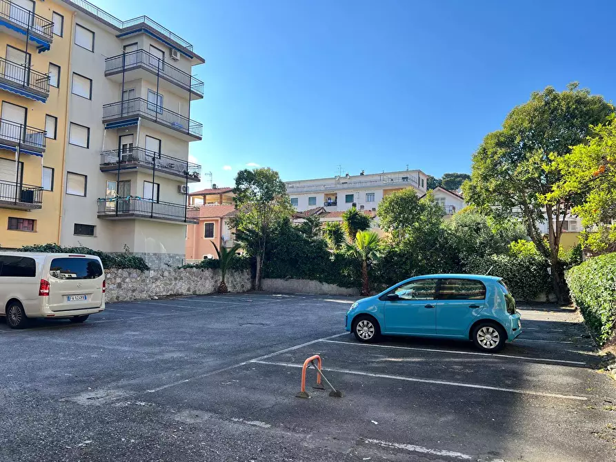 Immagine 18 di Appartamento in vendita  in Via Ischia 12 a San Bartolomeo Al Mare