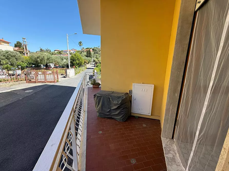 Immagine 17 di Appartamento in vendita  in Via Raffaello Sanzio a Diano Marina