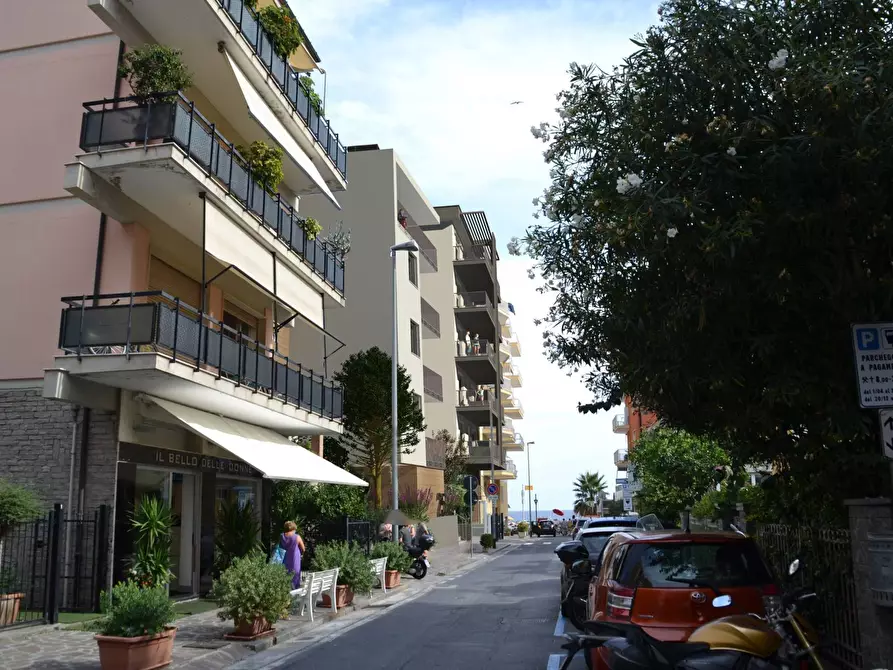 Immagine 11 di Appartamento in vendita  in Via Sicilia a San Bartolomeo Al Mare