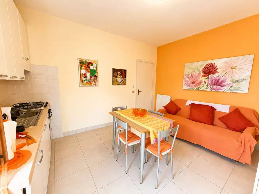 Immagine 11 di Appartamento in vendita  in Via Giardino 1° Maggio 5 a San Bartolomeo Al Mare
