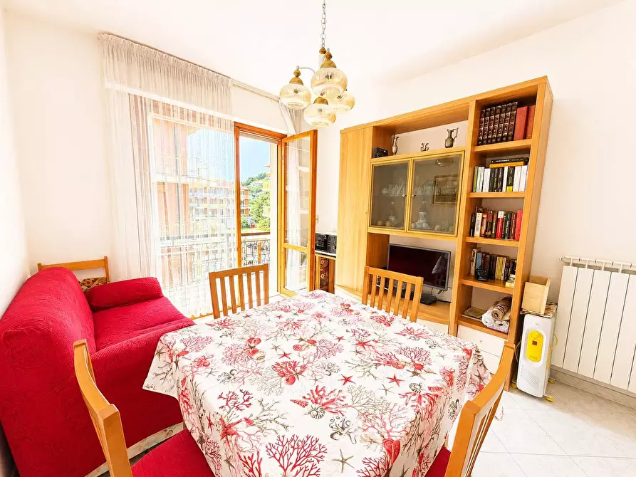 Immagine 2 di Appartamento in vendita  in Piazza Aurora a San Bartolomeo Al Mare