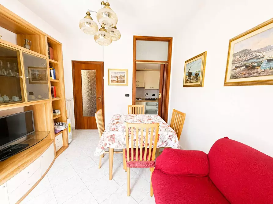 Immagine 5 di Appartamento in vendita  in Piazza Aurora a San Bartolomeo Al Mare