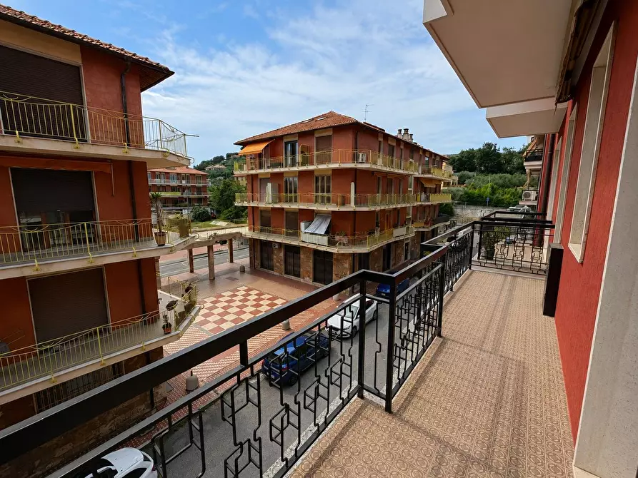 Immagine 7 di Appartamento in vendita  in Piazza Aurora a San Bartolomeo Al Mare