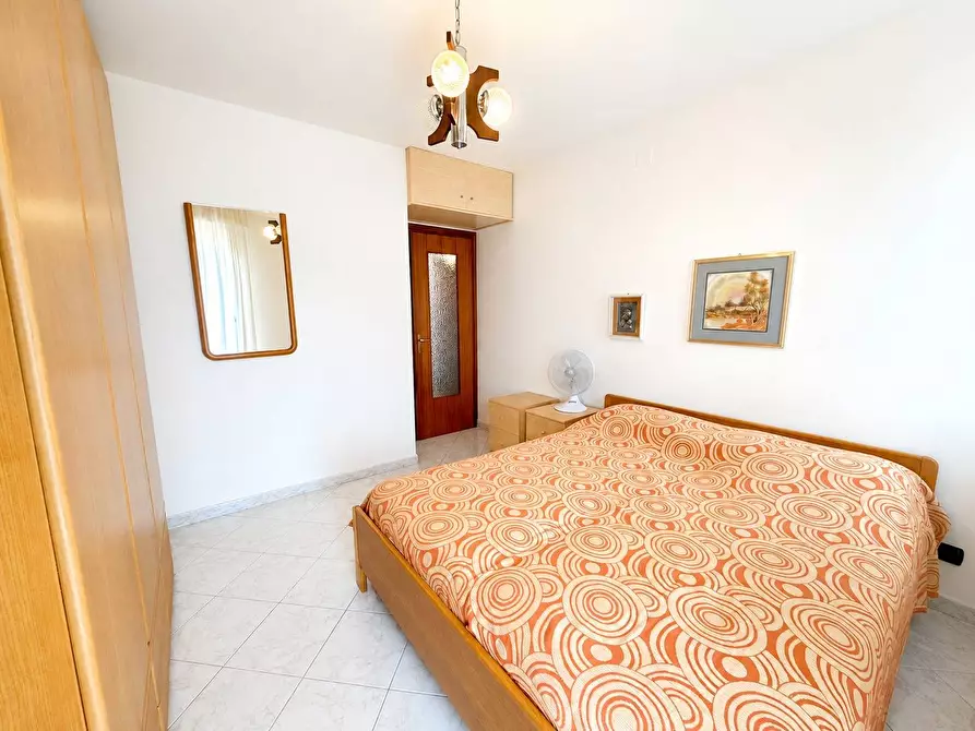 Immagine 12 di Appartamento in vendita  in Piazza Aurora a San Bartolomeo Al Mare
