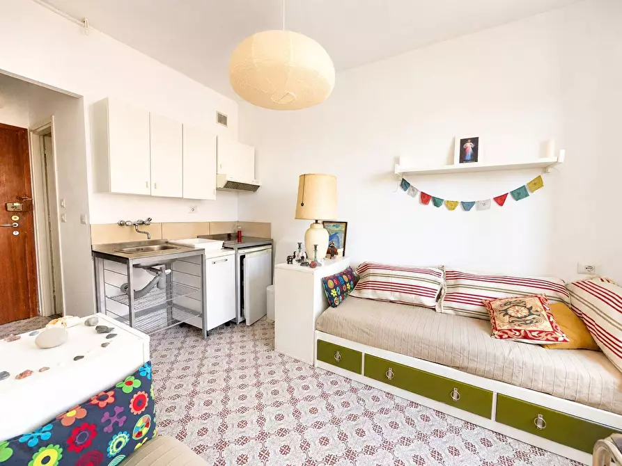 Immagine 6 di Appartamento in vendita  in Via Aurelia 84 a San Bartolomeo Al Mare