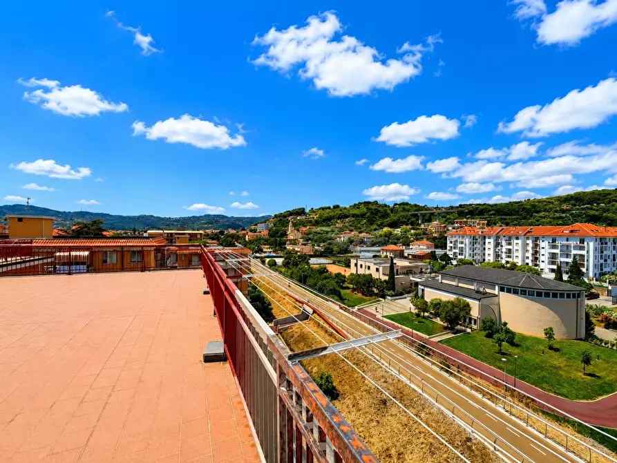 Immagine 14 di Appartamento in vendita  in Via Aurelia 84 a San Bartolomeo Al Mare