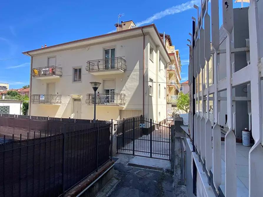 Immagine 1 di Appartamento in vendita  in vico dello Schiavo 17 a Diano Arentino