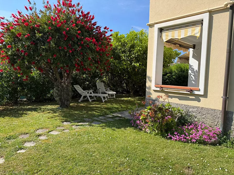 Immagine 6 di Appartamento in vendita  in Via Caduti di Nassirya 3 a Diano Castello