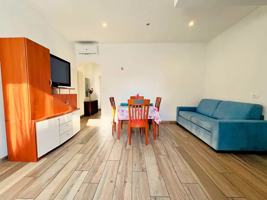 Immagine 3 di Appartamento in vendita  in Via Roma a San Bartolomeo Al Mare