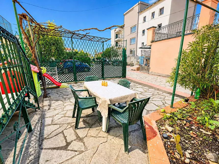 Immagine 6 di Appartamento in vendita  in Via Roma a San Bartolomeo Al Mare