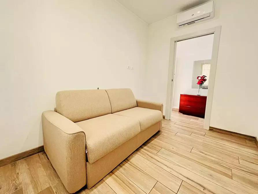 Immagine 15 di Appartamento in vendita  in Via Roma a San Bartolomeo Al Mare