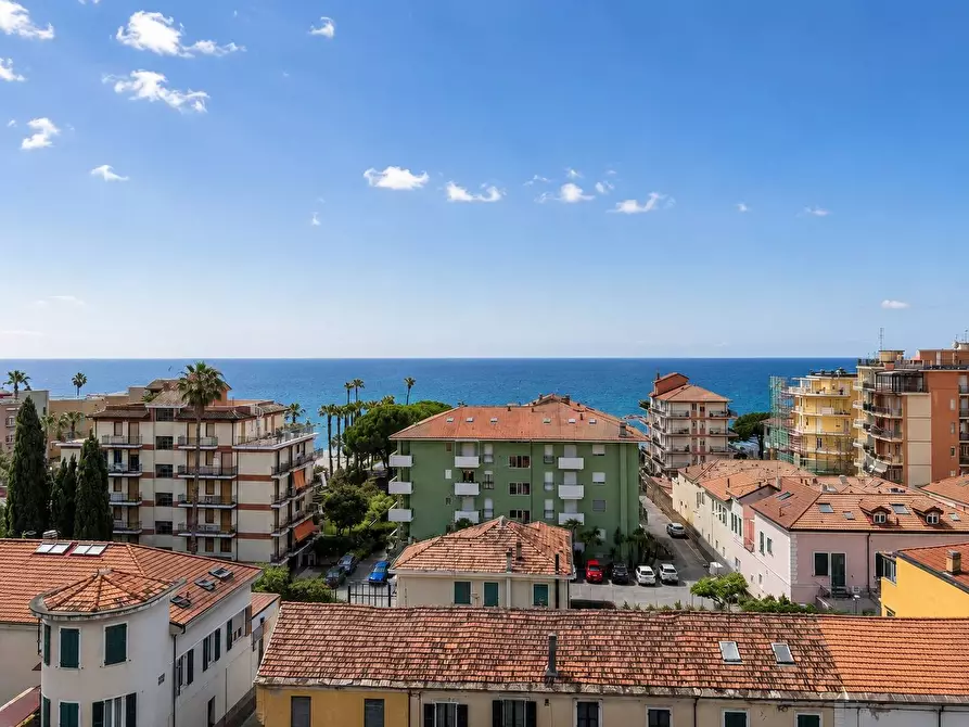 Immagine 20 di Appartamento in vendita  in Via Aurelia 82 a San Bartolomeo Al Mare